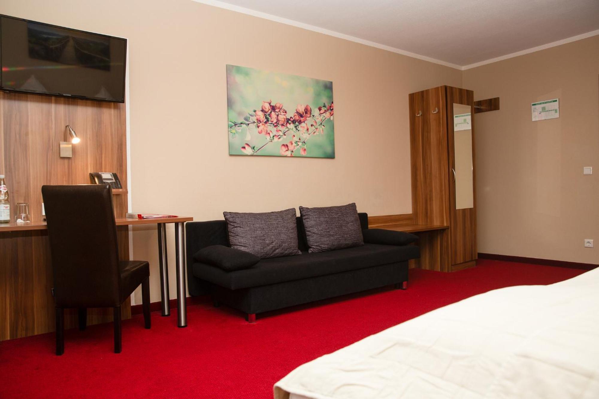 Auwald Hotel Ингольштадт Экстерьер фото