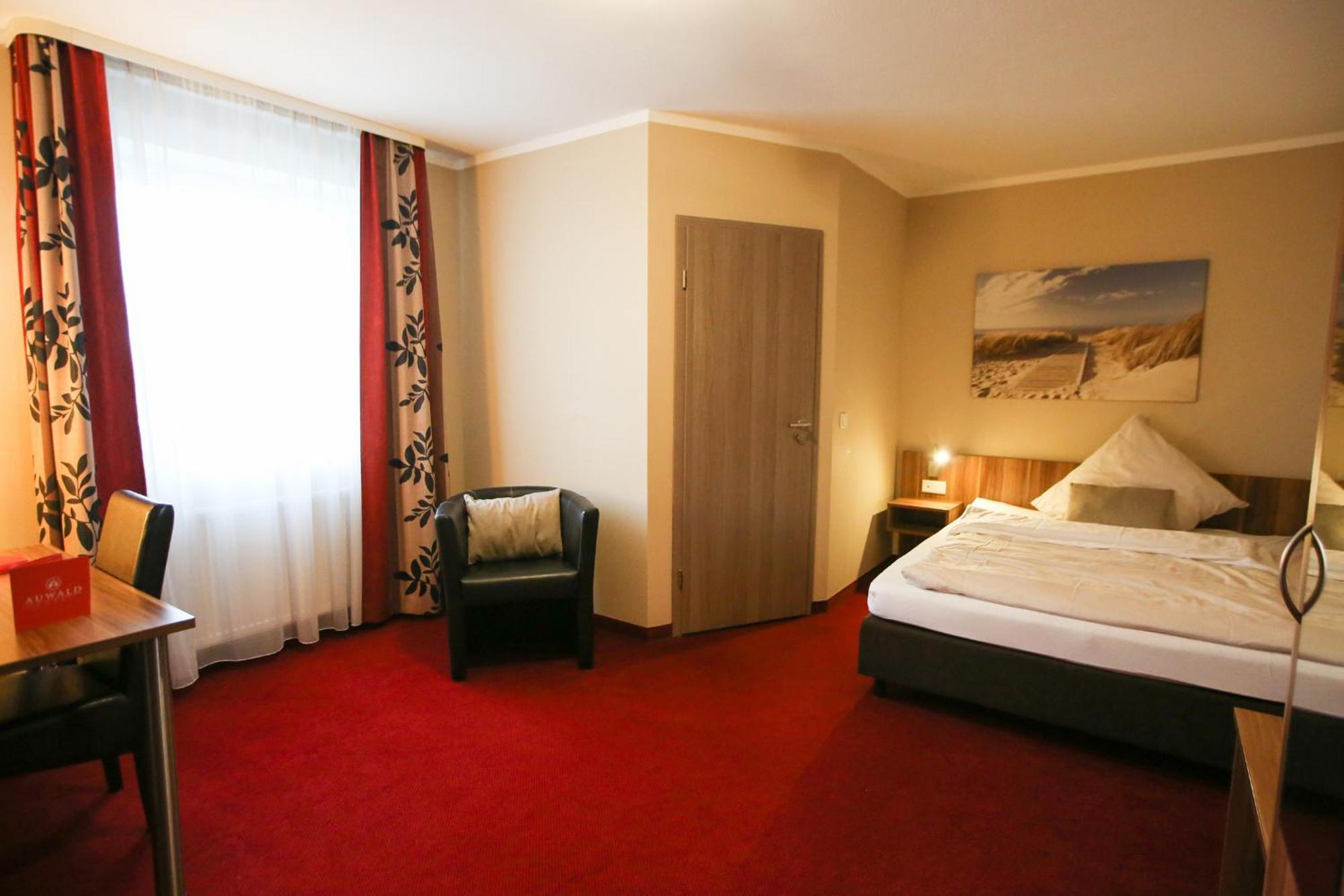 Auwald Hotel Ингольштадт Экстерьер фото