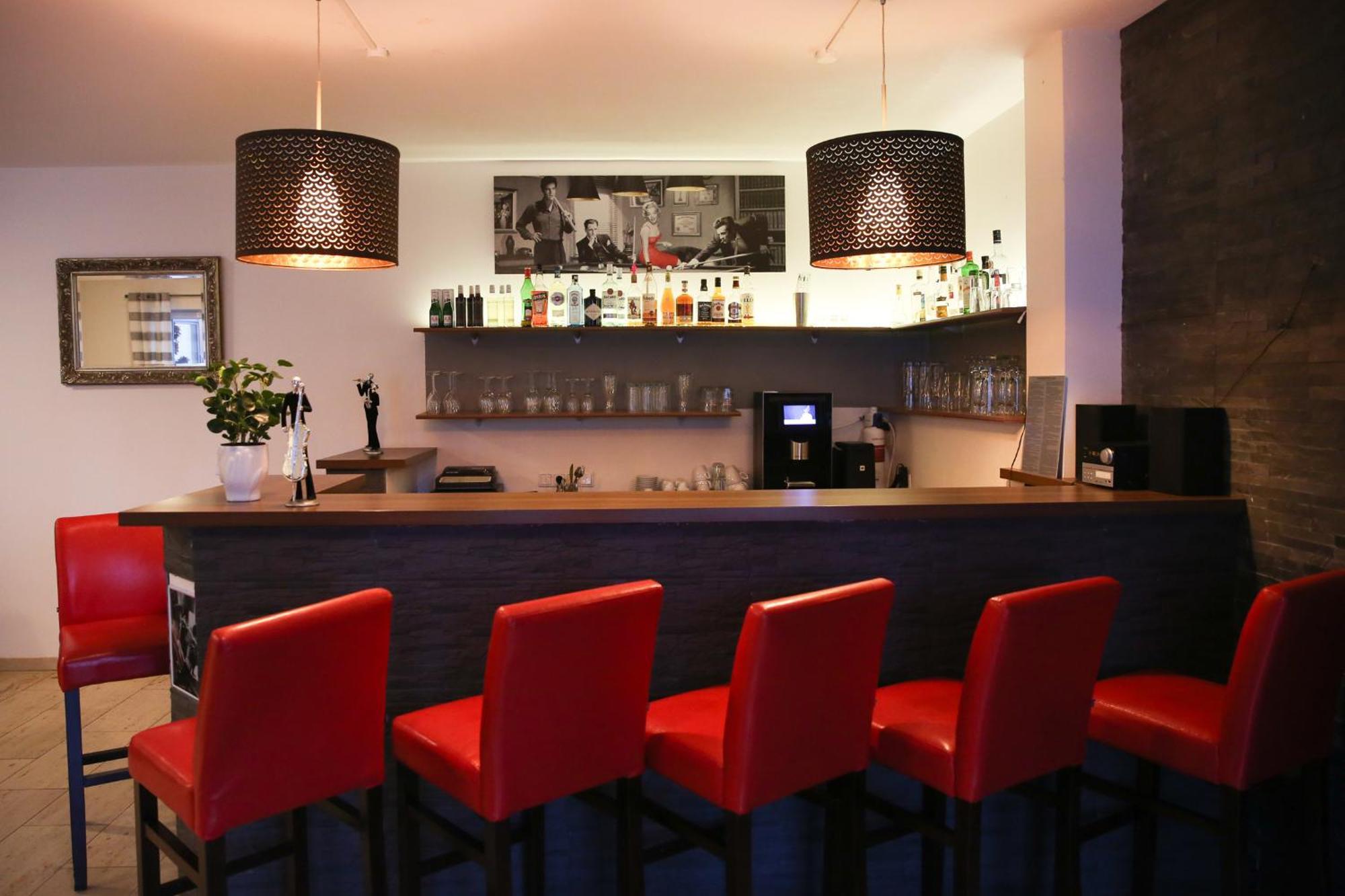 Auwald Hotel Ингольштадт Экстерьер фото